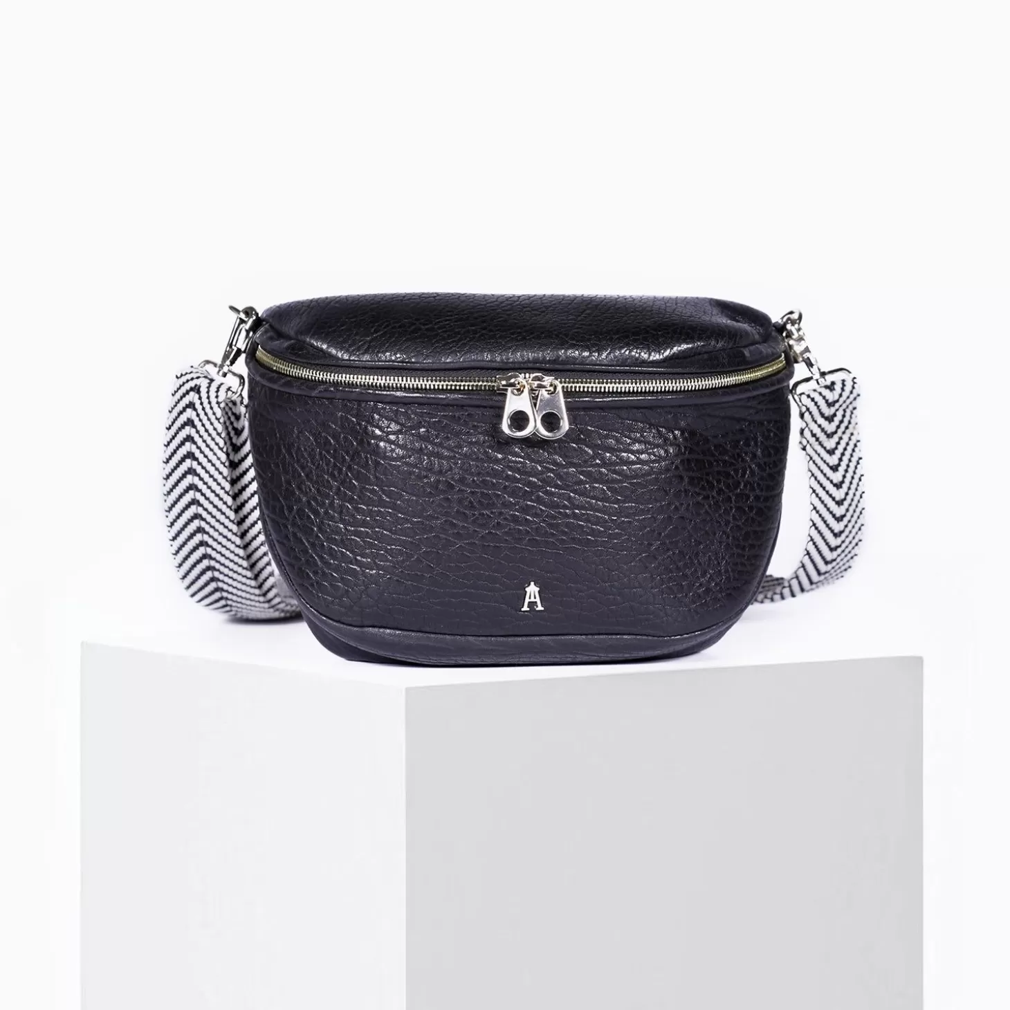 Online Big Banane Bubble Belt Bags